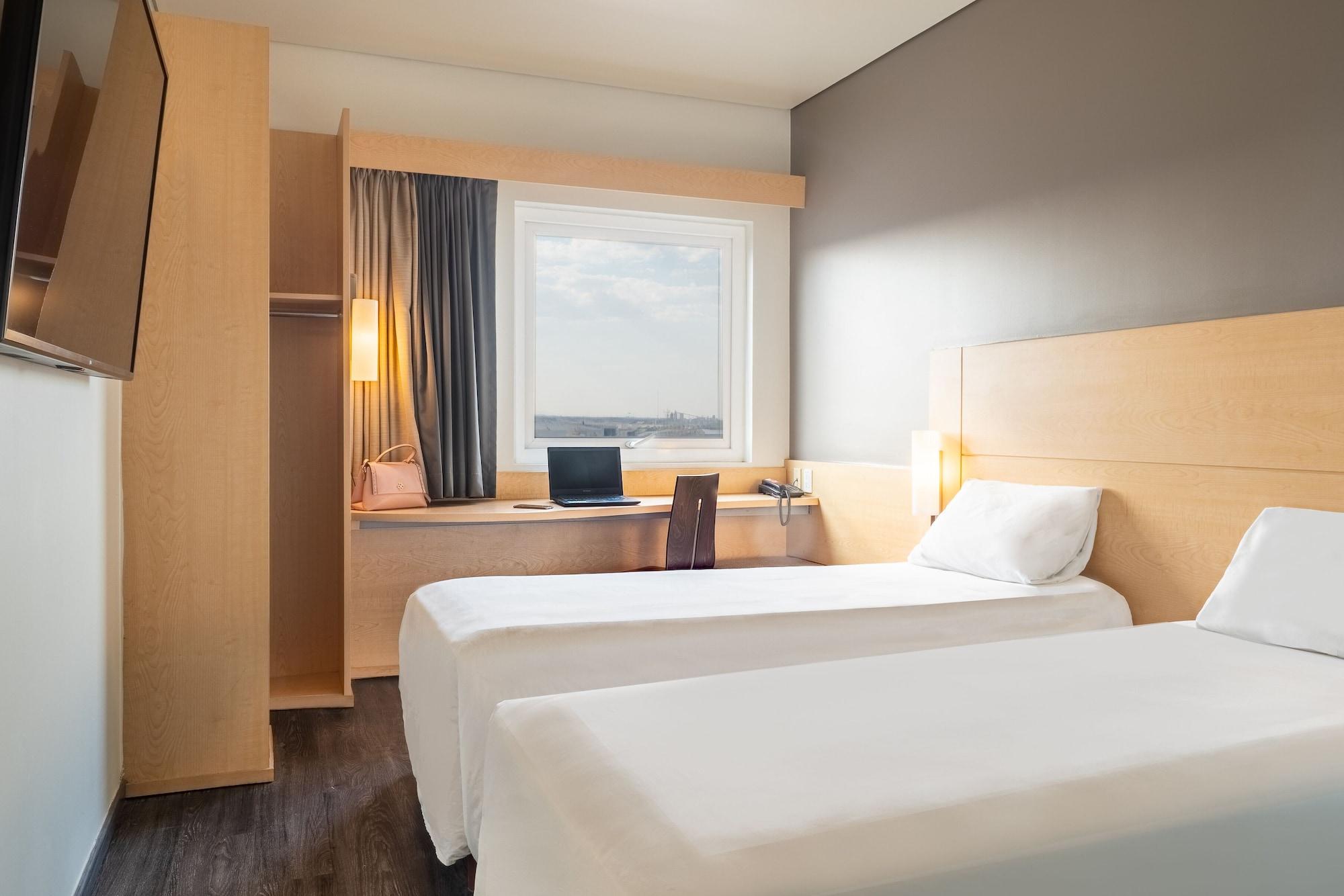 Hotel Ibis Chihuahua Extérieur photo