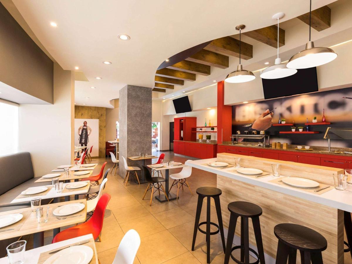 Hotel Ibis Chihuahua Extérieur photo
